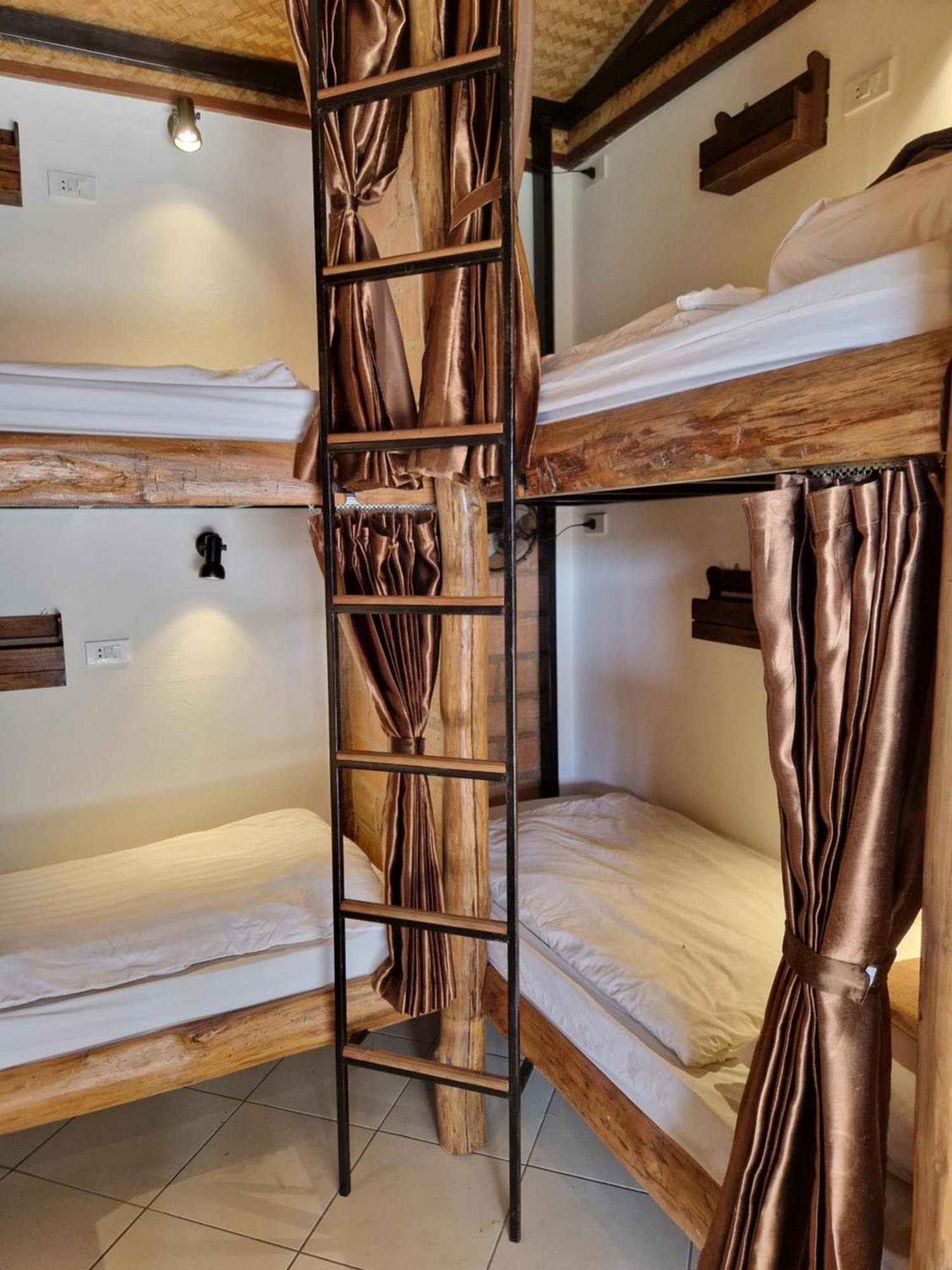 Xpai Hotel Bagian luar foto